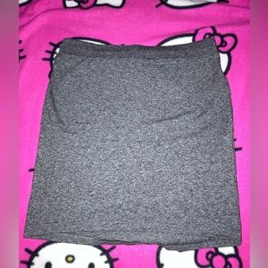gray pencil skirt